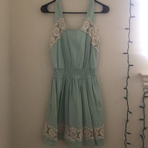 Dillards Junior GB Mint Dress